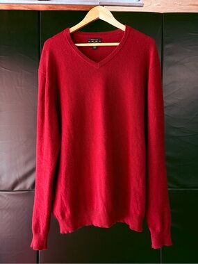 Club Room | 100% Cashmere Knit V-Neck Pullover Sweater - Men's XXL, Deep Red